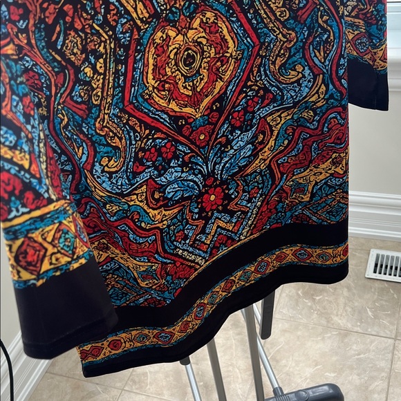 Multicolor Patterned Dress - Picture 4 of 9